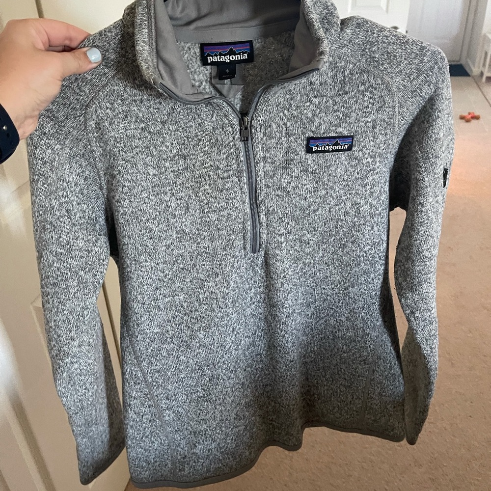 Patagonia sweater small